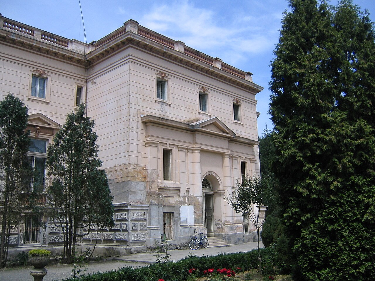 Mocioni-Teleki Castle — Romania castle