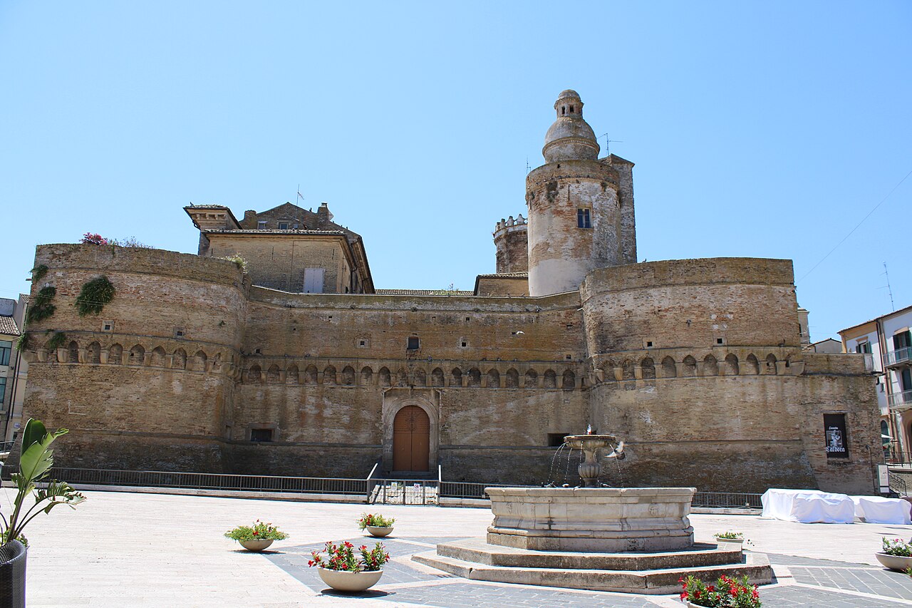 Caldora Castle — Italy castle