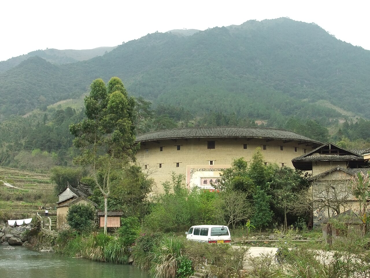 Yanxiang Lou — China castle