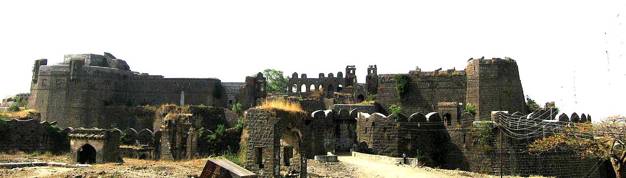 Udgir Fort — India castle