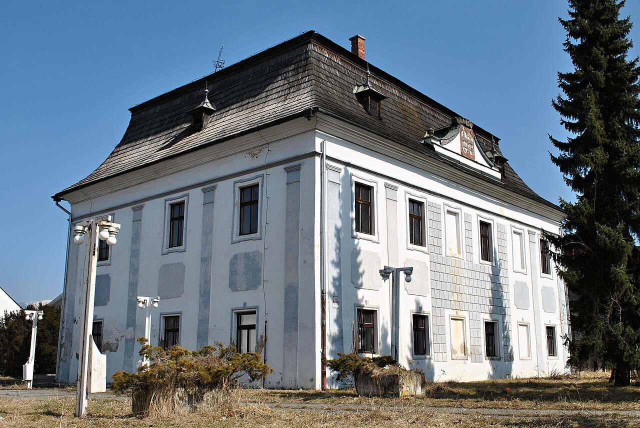 Kaštieľ Bocian — Slovakia castle