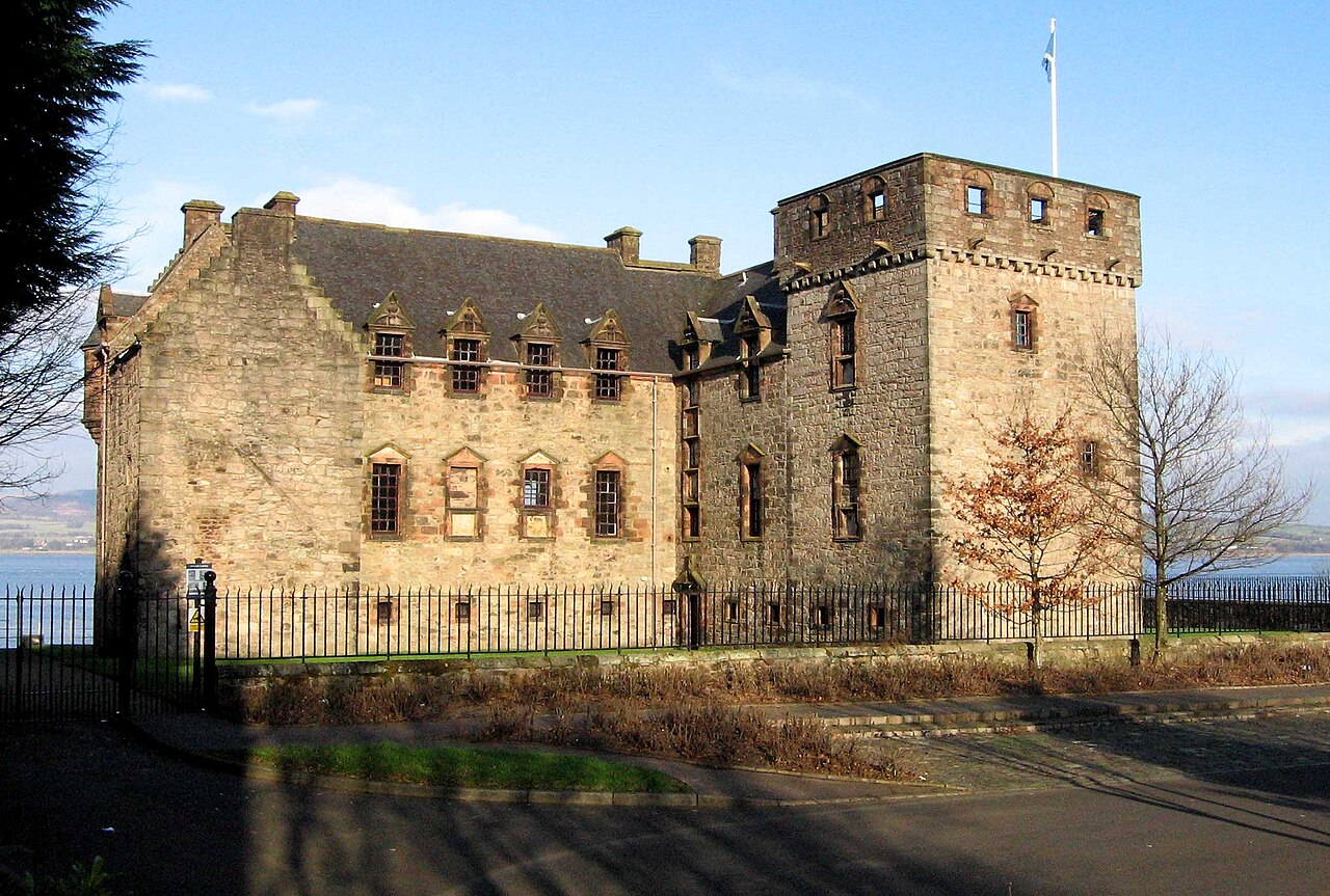 Newark Castle — United Kingdom of Great Britain and Northern Ireland castle