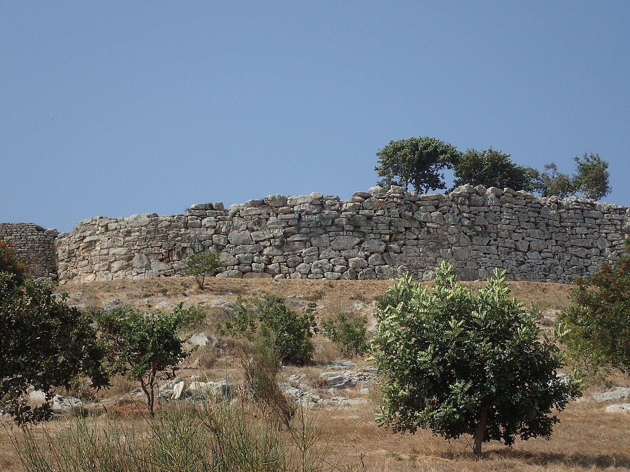 Dymaean Wall — Greece castle