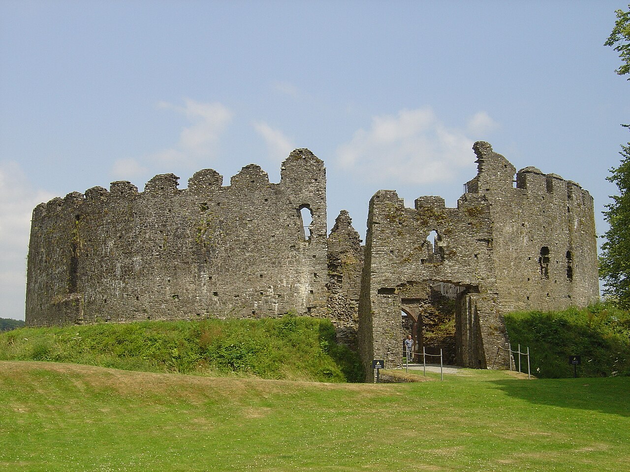 Restormel Castle — United Kingdom of Great Britain and Northern Ireland castle