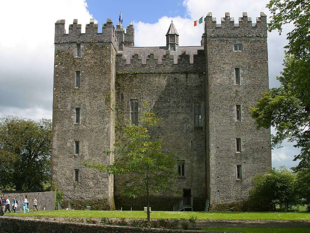Bunratty Castle — Ireland castle