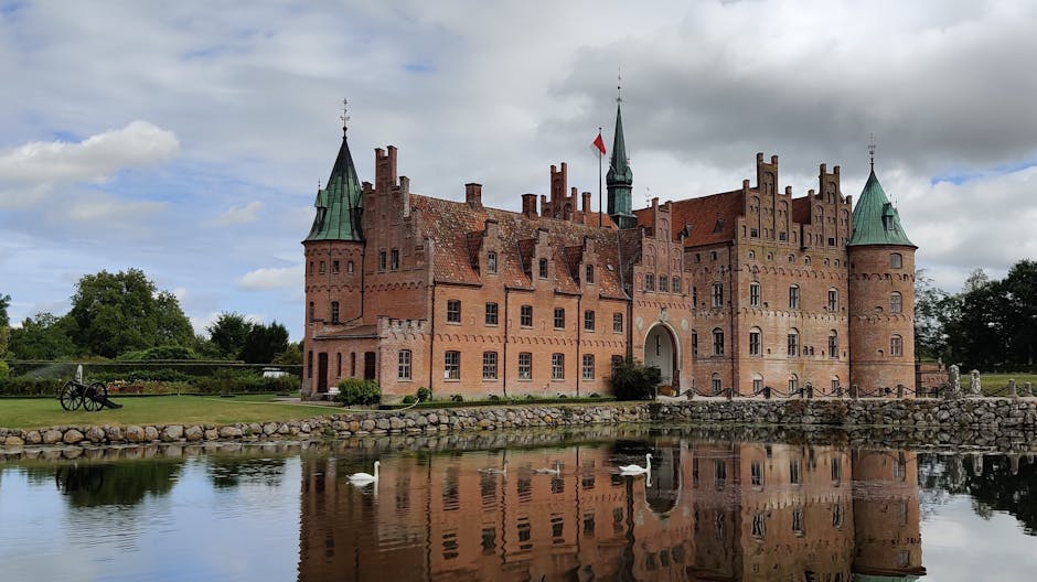 Egeskov Castle — Denmark castle
