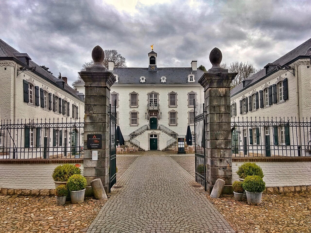 Vaalsbroek Castle — Netherlands castle