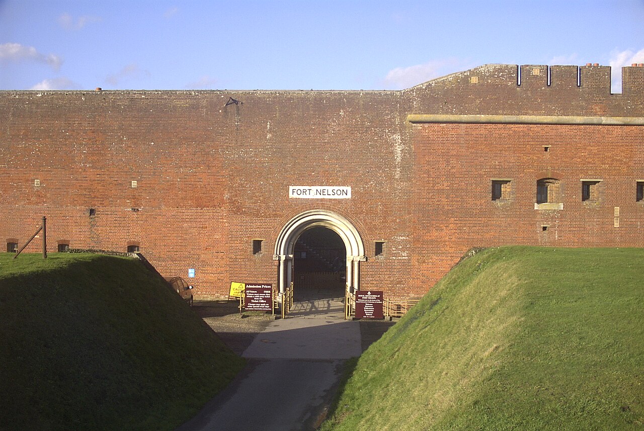 Fort Nelson, Portsmouth — United Kingdom of Great Britain and Northern Ireland castle