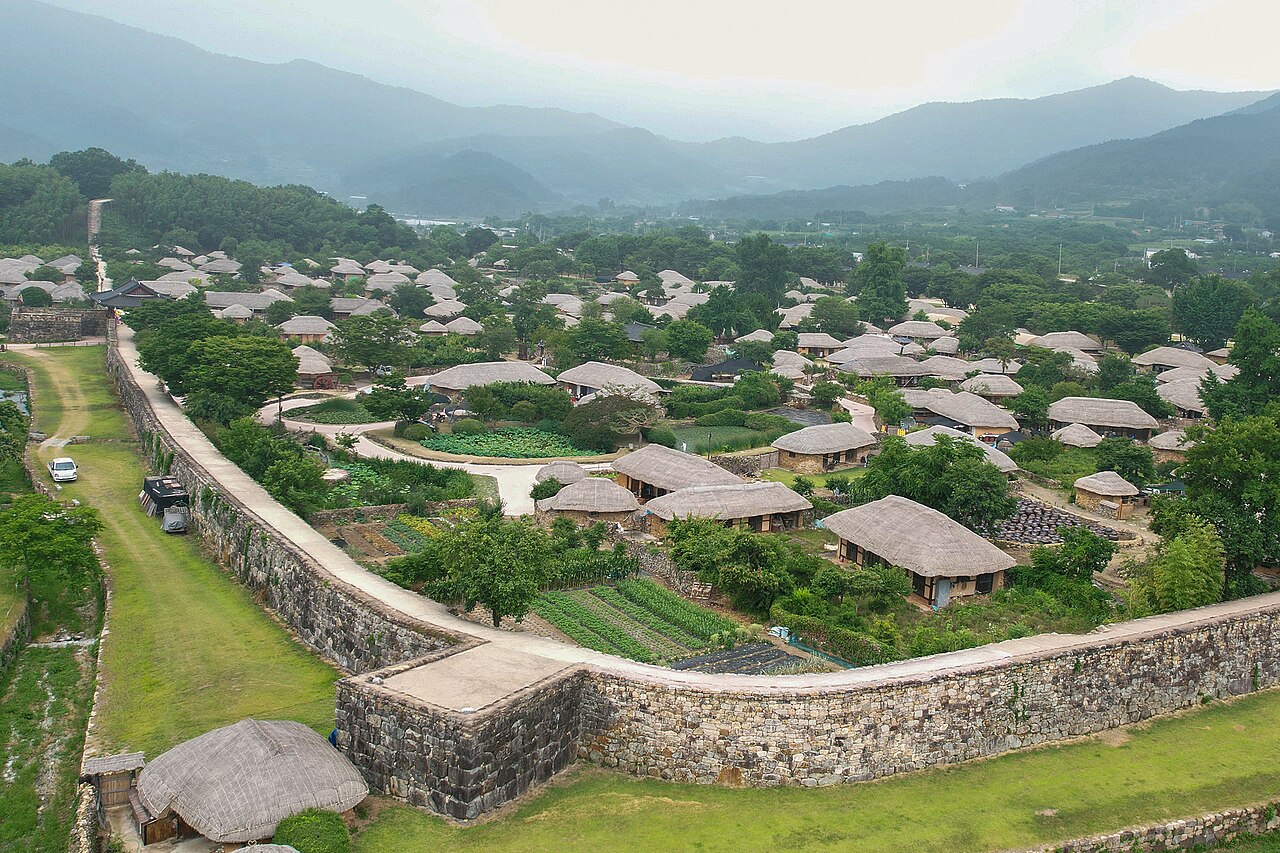 Naganeupseong — Korea (Republic of) castle