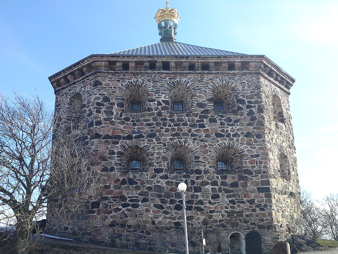 Crown Redoubt — Sweden castle