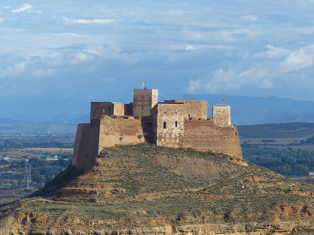 Monzón Castle — Spain castle