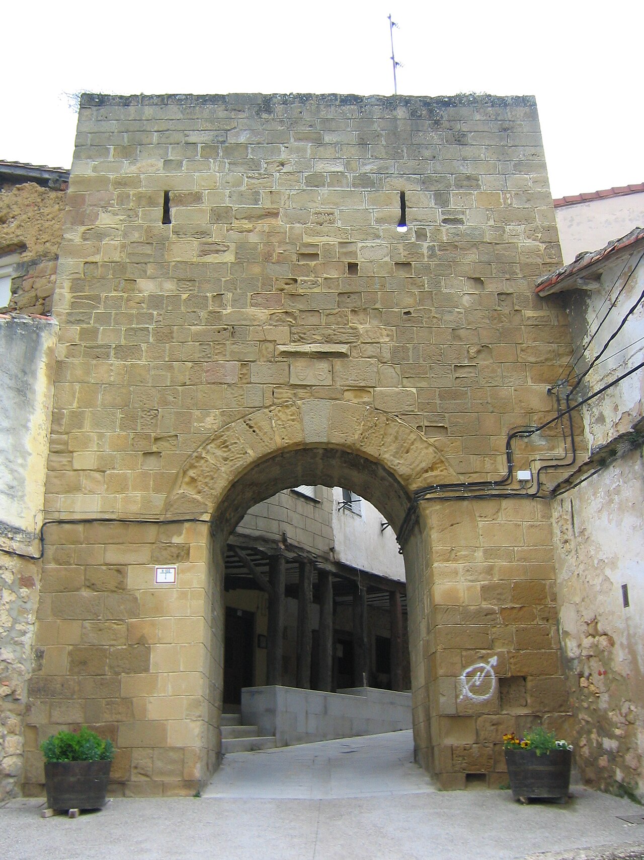 Walls of Salinillas de Buradon — Spain castle