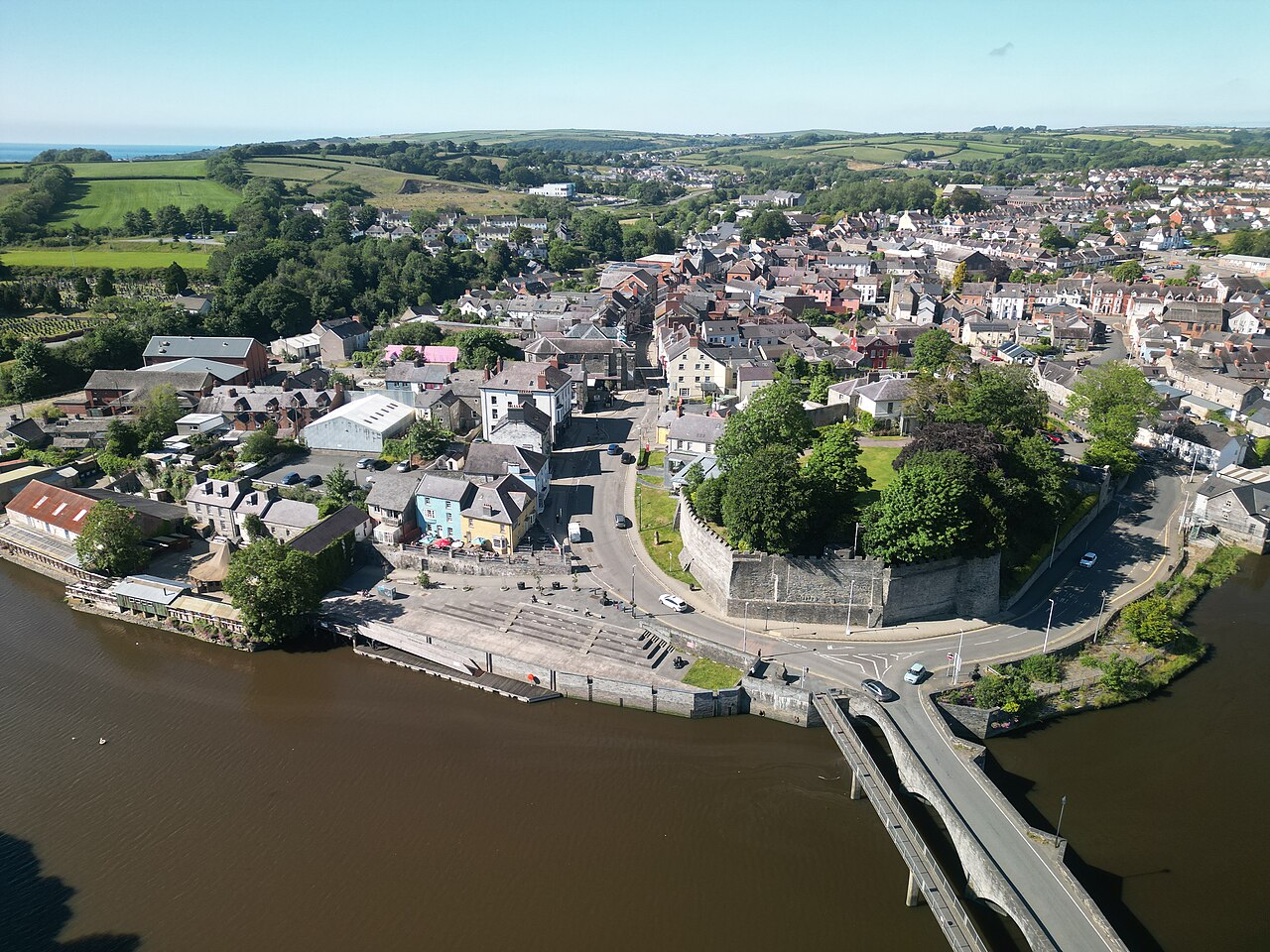 Cardigan Castle — United Kingdom of Great Britain and Northern Ireland castle