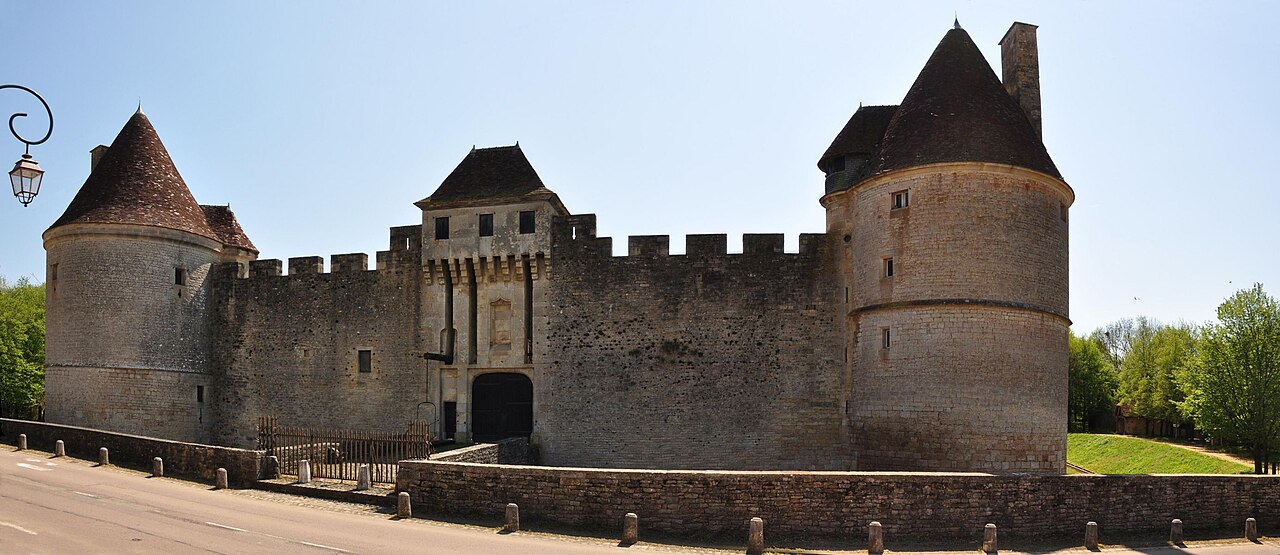 Posanges Castle — France castle