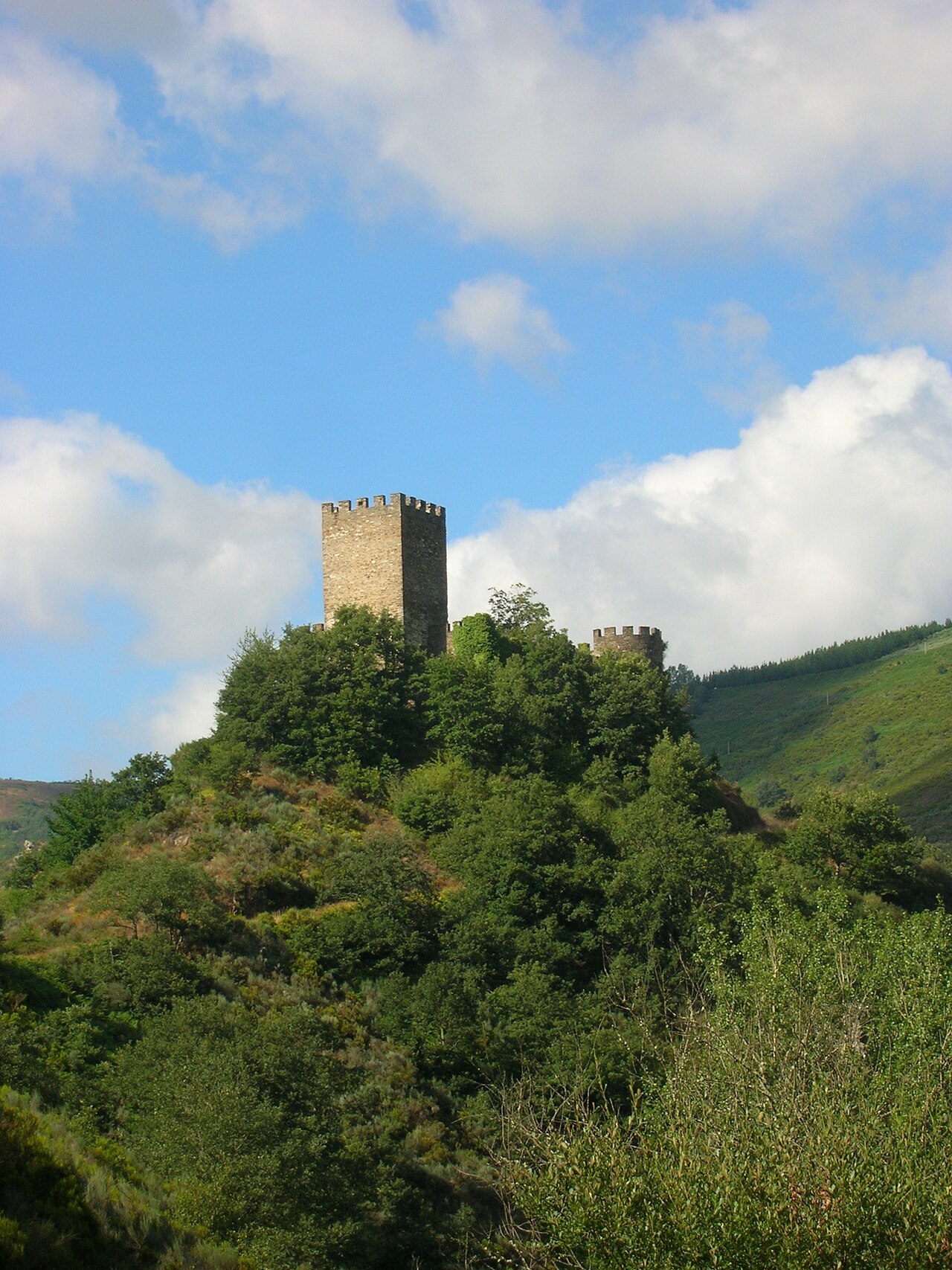 Doiras Castle — Spain castle