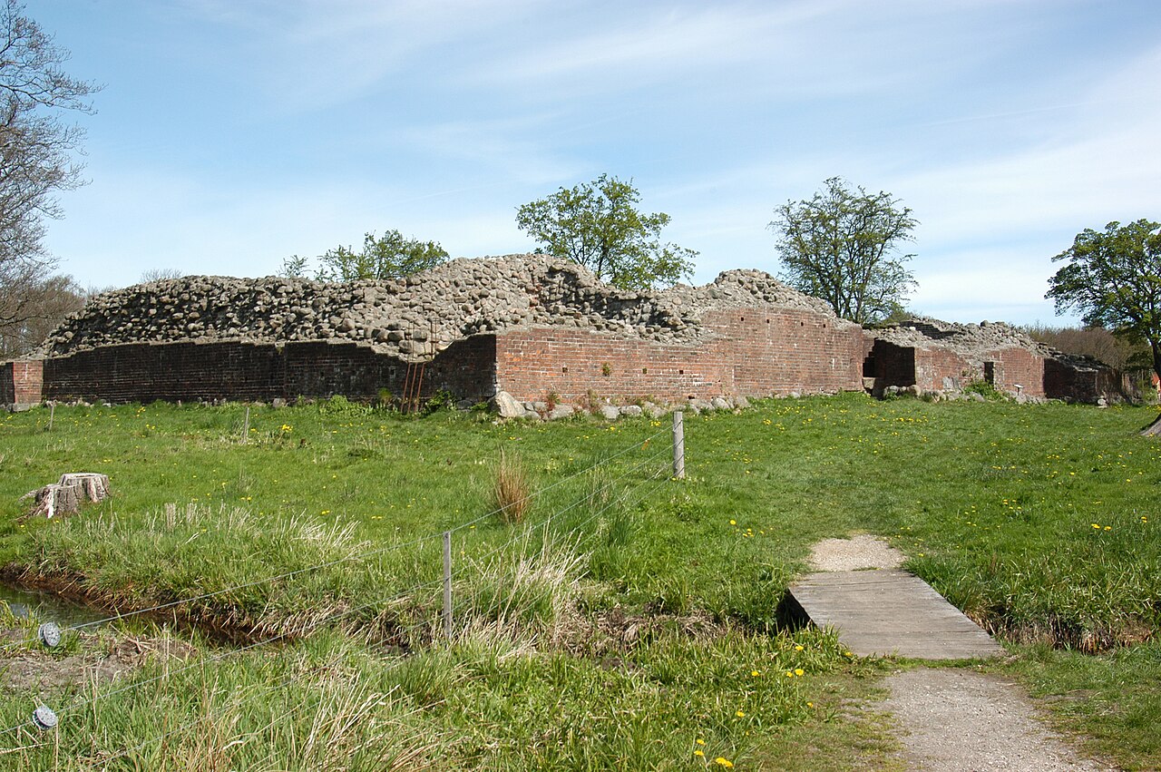 Gurre Castle Ruins — Denmark castle