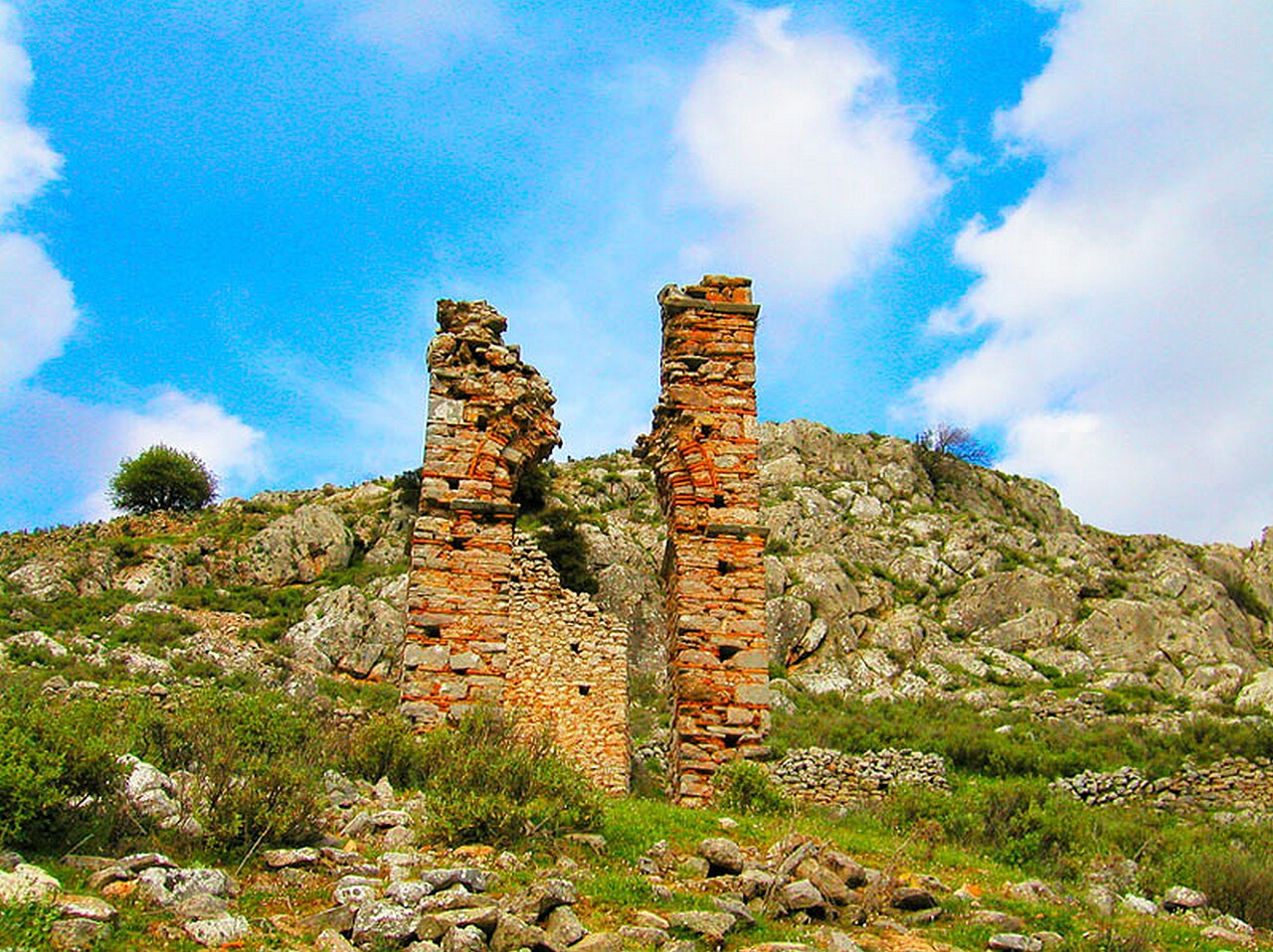 Mouchli Castle — Greece castle