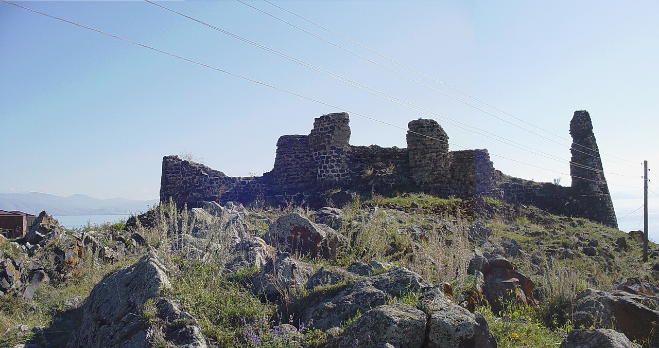 Berdkunk Fortress — Armenia castle
