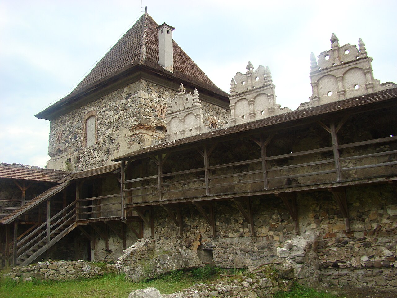 Lázár Castle — Romania castle