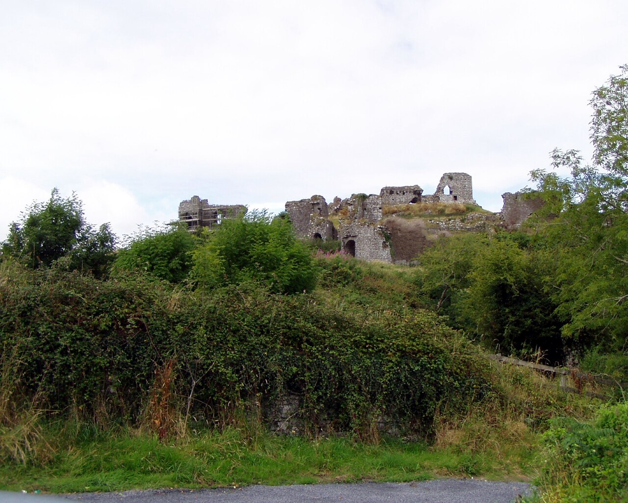 Rock of Dunamase — Ireland castle