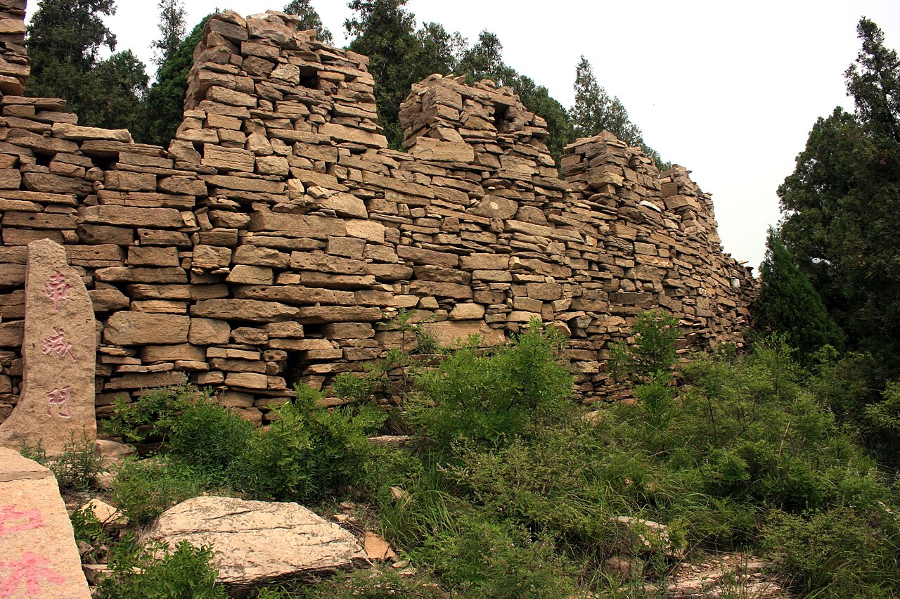 Great Wall of Qi — China castle