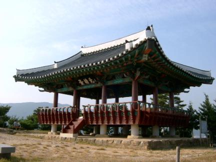 Dongnaeeupseong Fortress — Korea (Republic of) castle