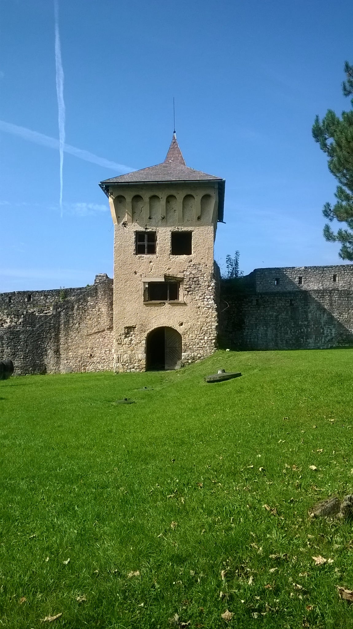 Ostrozac Castle