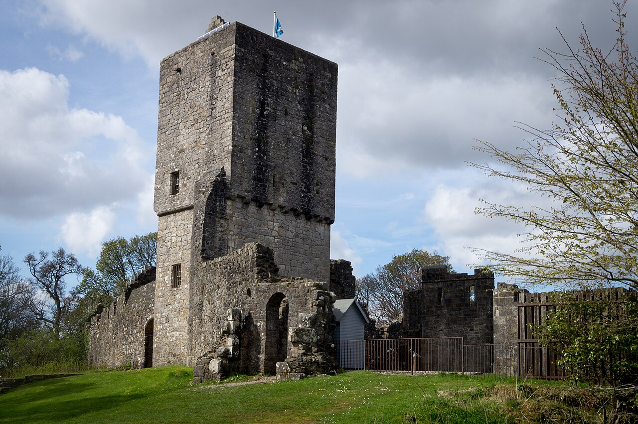 Mugdock Castle — United Kingdom of Great Britain and Northern Ireland castle