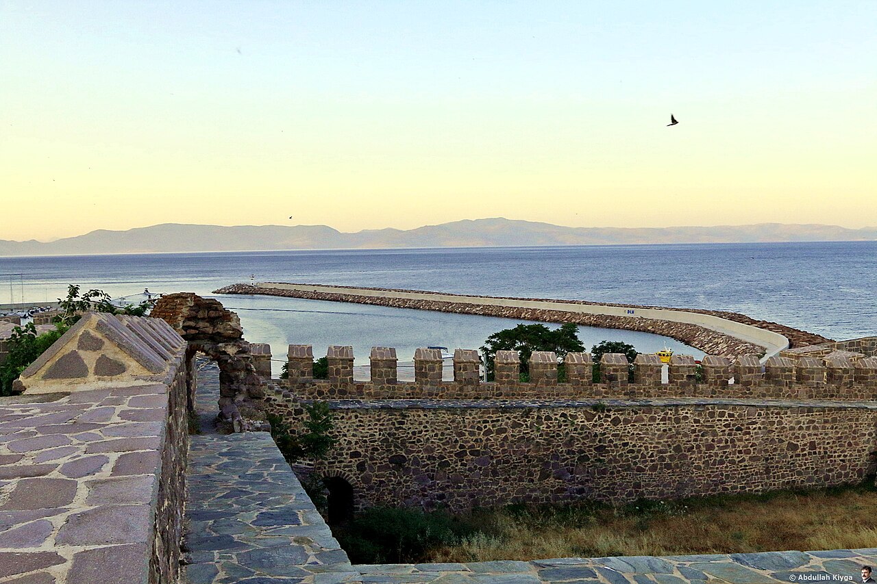 Babakale Castle — Turkey castle