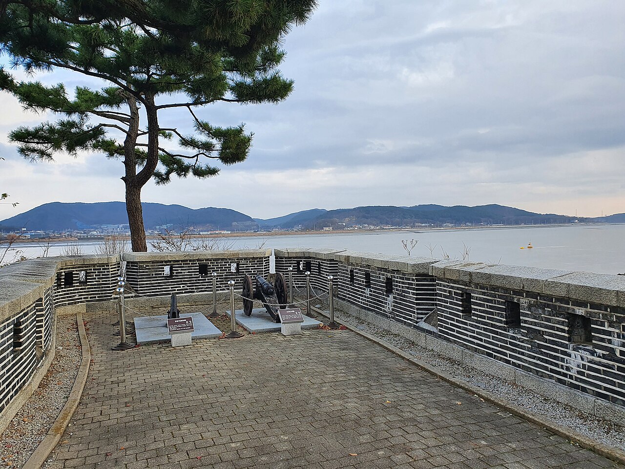 Ganghwa Gapgotdon — Korea (Republic of) castle