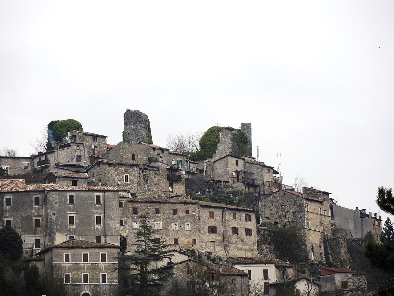 Castello di Carsoli — Italy castle