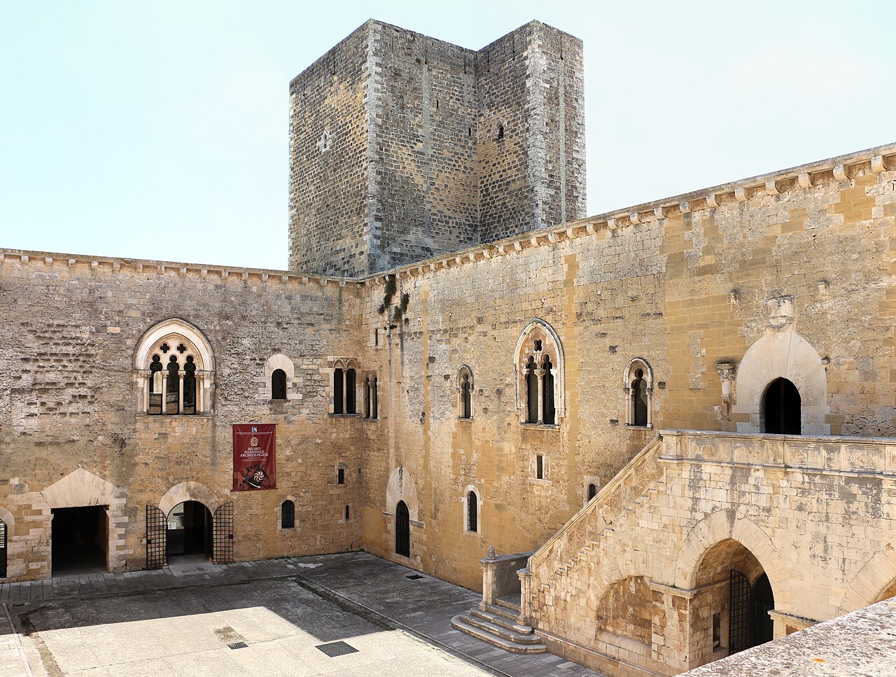 Norman Castle of Gioia del Colle — Italy castle