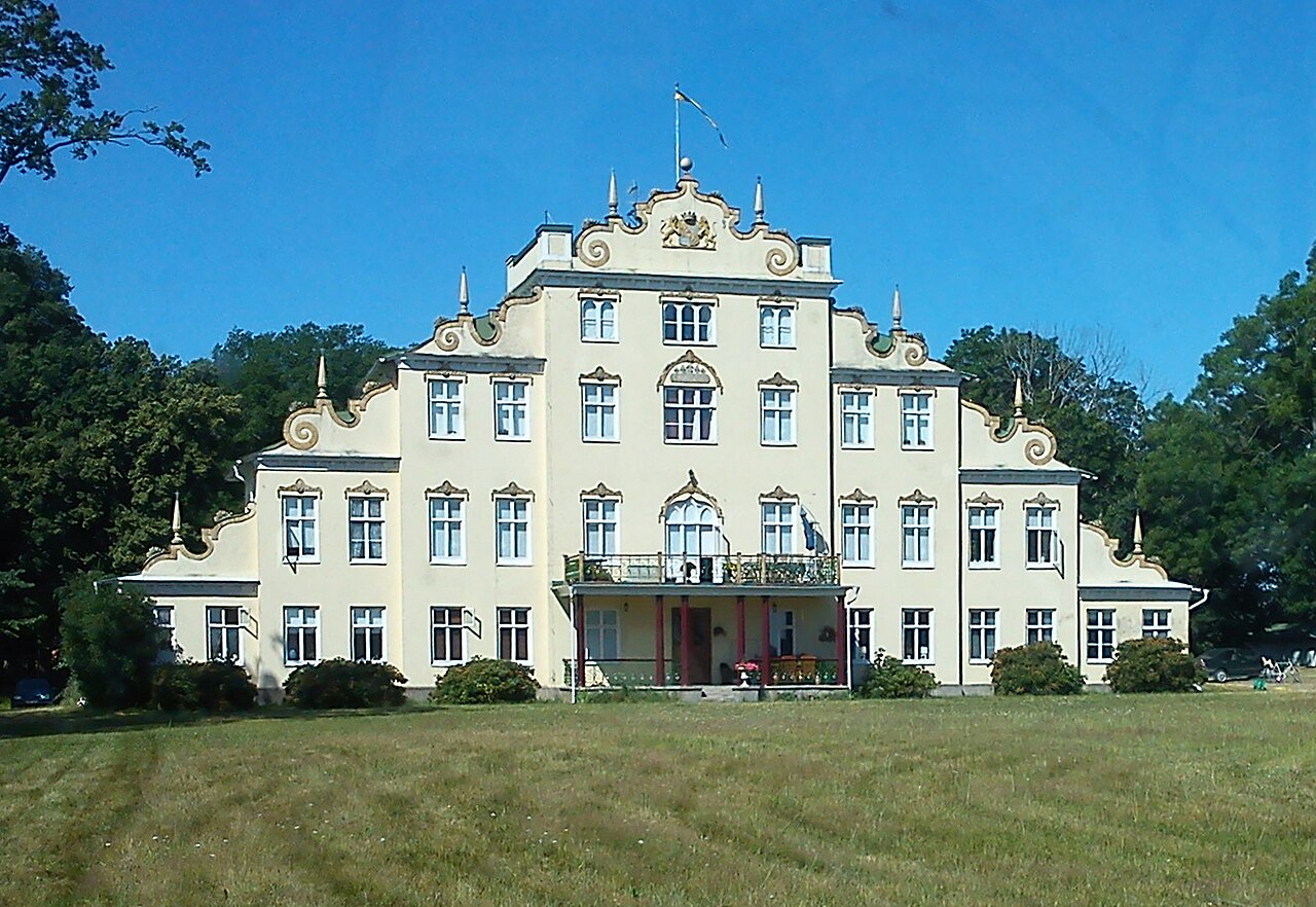 Stävlö Castle — Sweden castle
