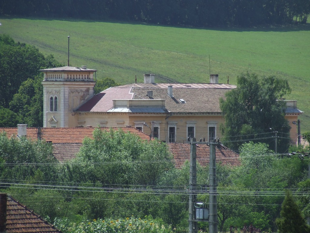 Castelul Bánffy din Borșa — Romania castle