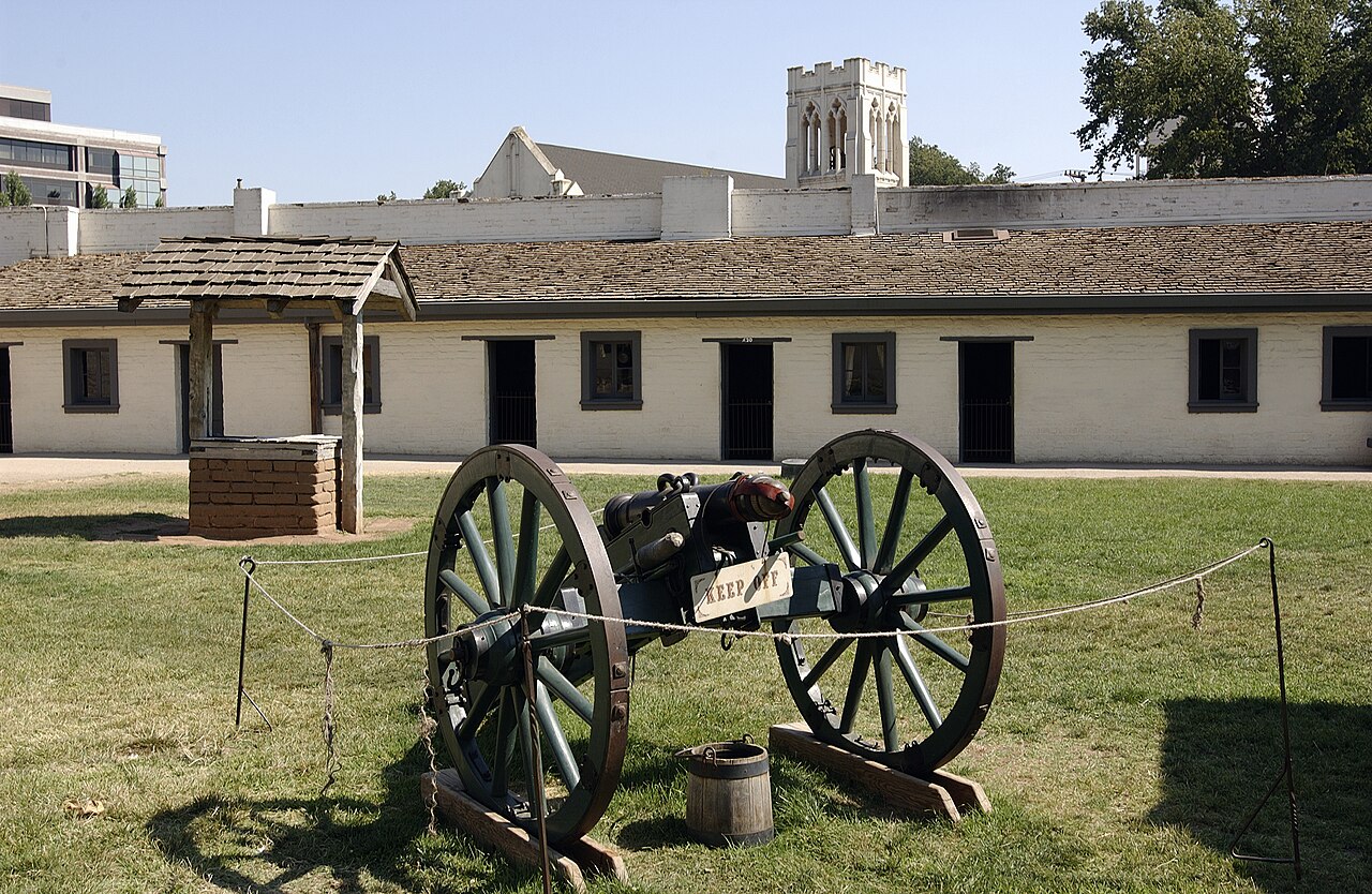 Sutter's Fort — United States of America castle
