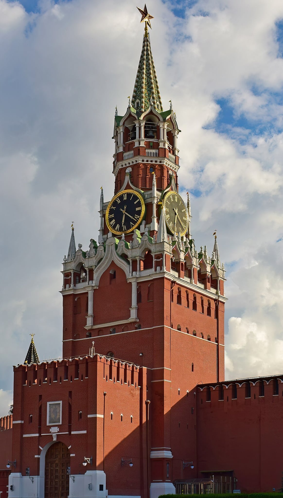 Spasskaya Tower — Russian Federation castle