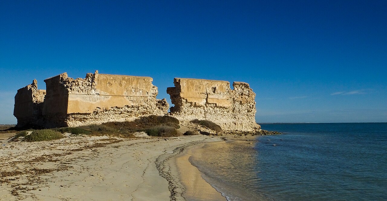 Borj El Kastil — Tunisia castle