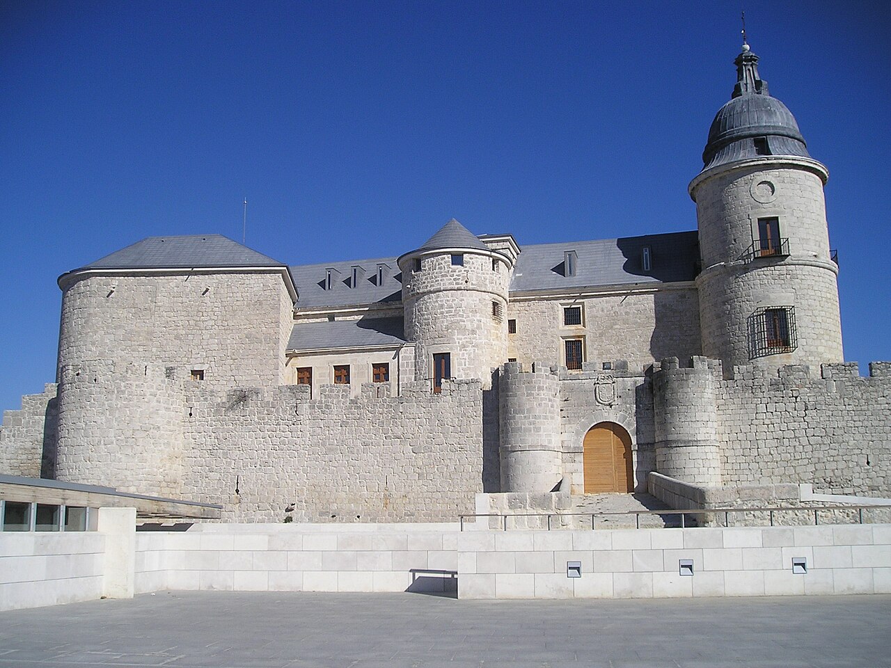 Castle of Simancas — Spain castle