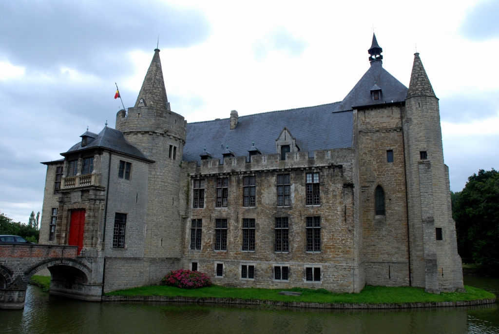 Kasteel van Laarne — Belgium castle