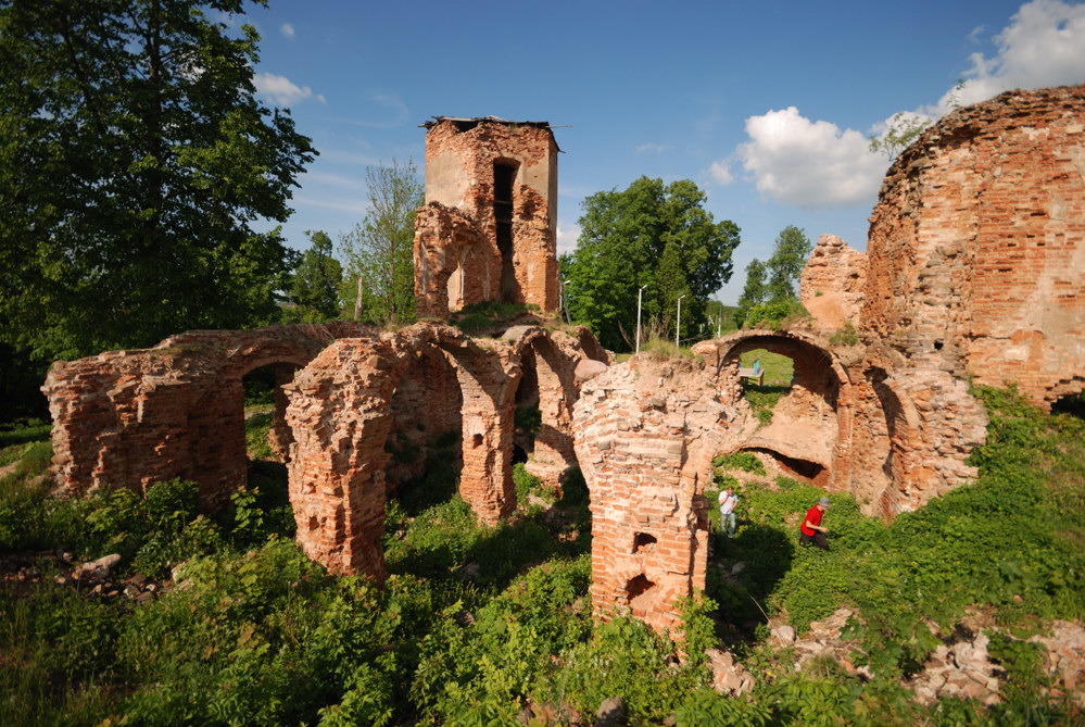 Halshany Castle — Belarus castle