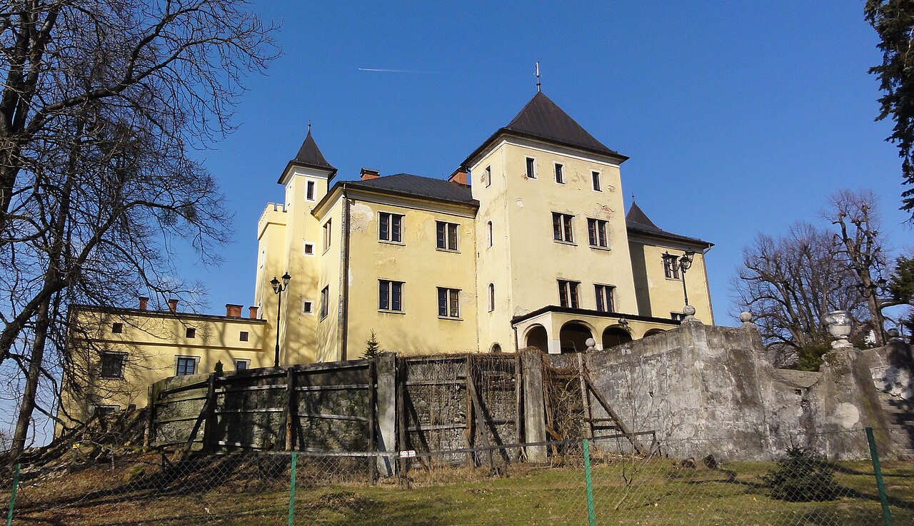 Grodziec — Poland castle