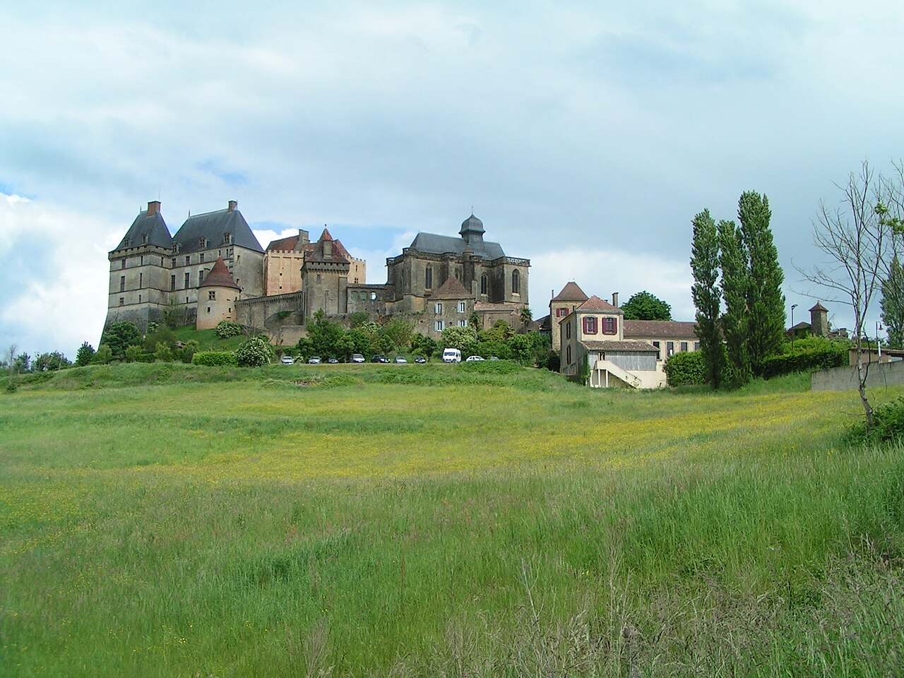 Castle of Biron — France castle