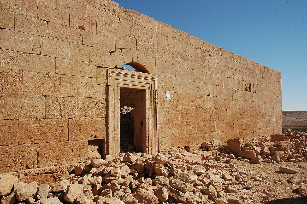 Gasr Banat — Libya castle