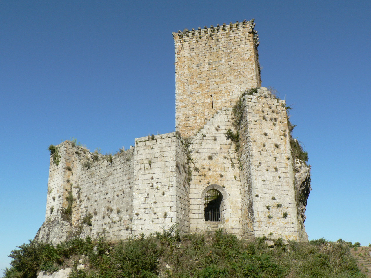 Nogueirosa Castle — Spain castle