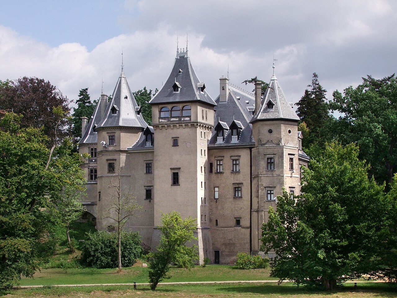 Gołuchów — Poland castle