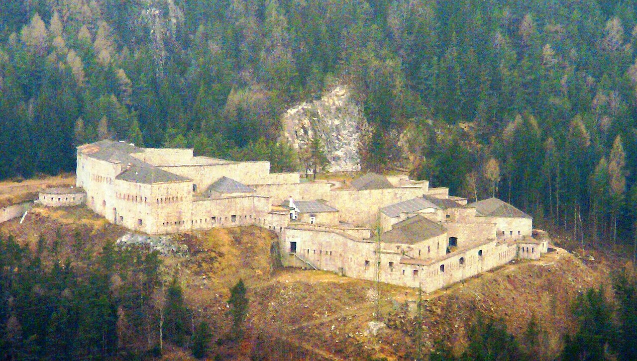 Franzensfeste Fortress — Italy castle