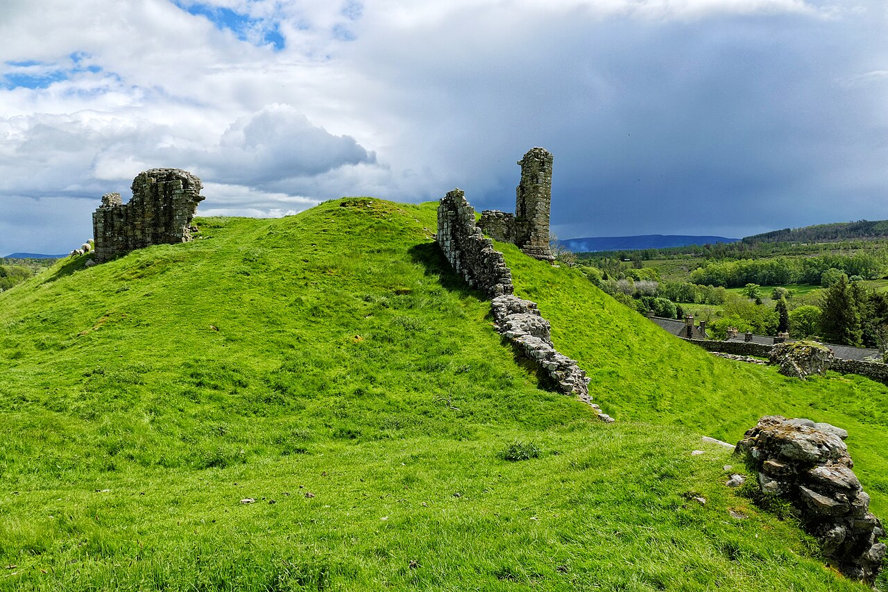 Harbottle Castle — United Kingdom of Great Britain and Northern Ireland castle