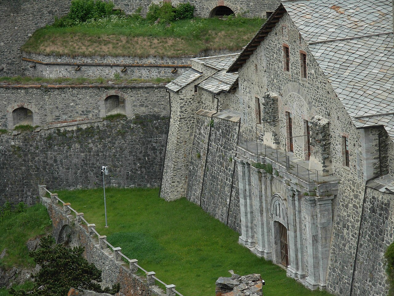 Fenestrelle Fort — Italy castle
