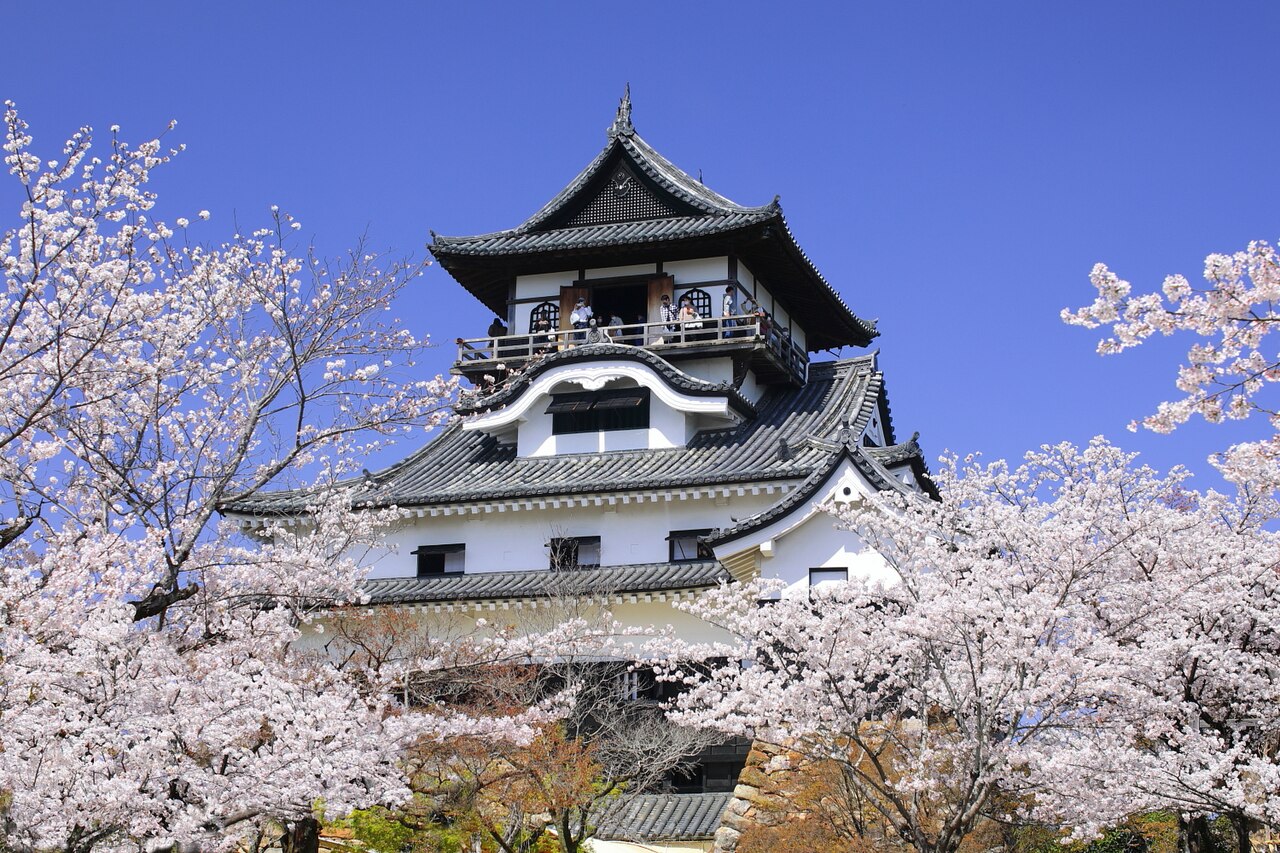 Inuyama Castle — Japan castle