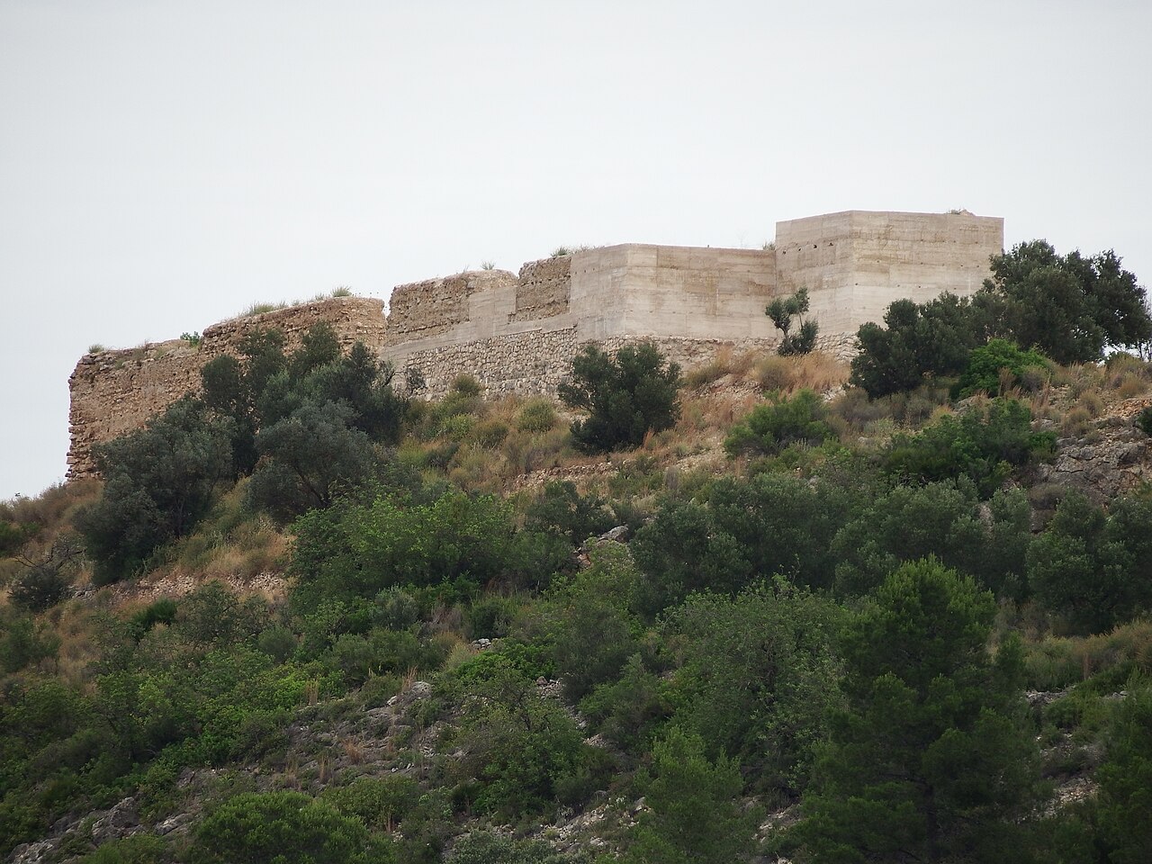 Castle of Navarrés — Spain castle